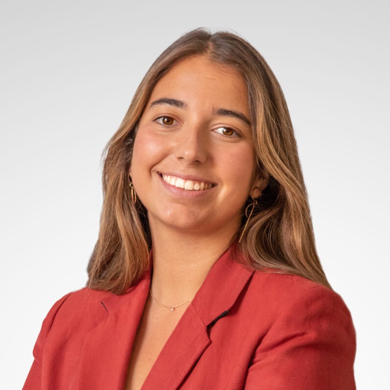 Maria Gomez-Cambronero - Associate